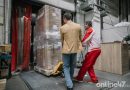 Из Ленобласти в Мариуполь отправили 12 тысяч рулонов обоев